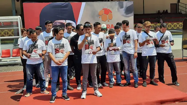 Pendukung Prabowo Subianto untuk maju ke Pilpres 2024 semakin meluas. Kini sudah 'merambah' ke kalangan pencinta olahraga, khususnya sepakbola.
